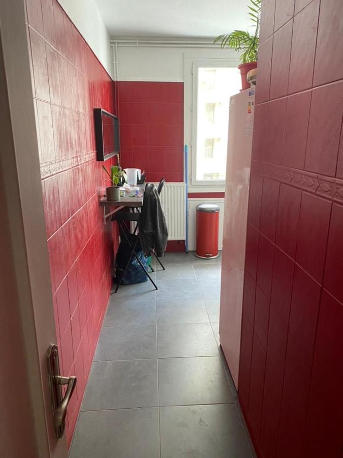 Chambre Meublee Cafe Boulevard Joseph Vallier Grenoble Exterior foto